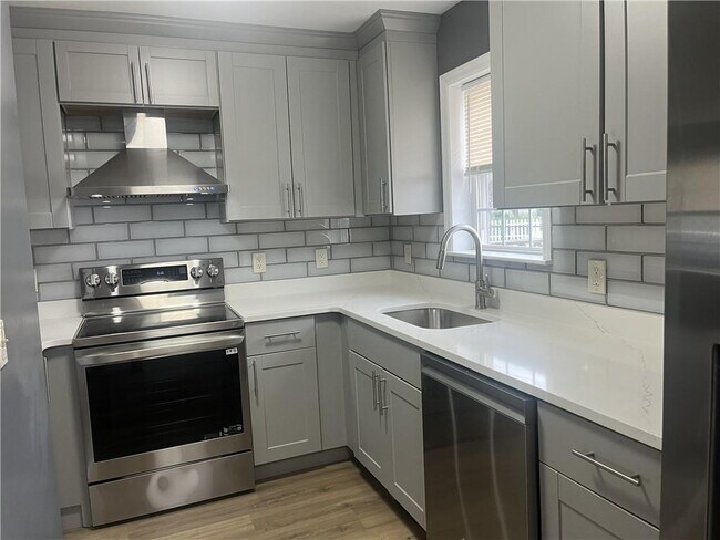 Foto del edificio - 11 Newcomb St