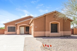 Building Photo - 767 W Barrus Dr