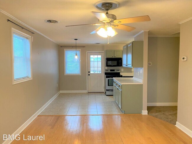 Building Photo - 3 br, 1 bath House - 902 Dorking Rd.