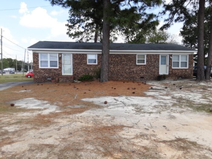 Primary Photo - 2672 Wingate Rd