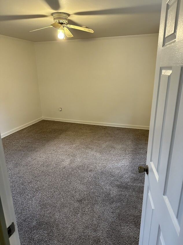 Bedroom - 422 Hays Ave