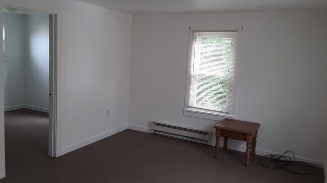 Building Photo - 821 Keystone Ave