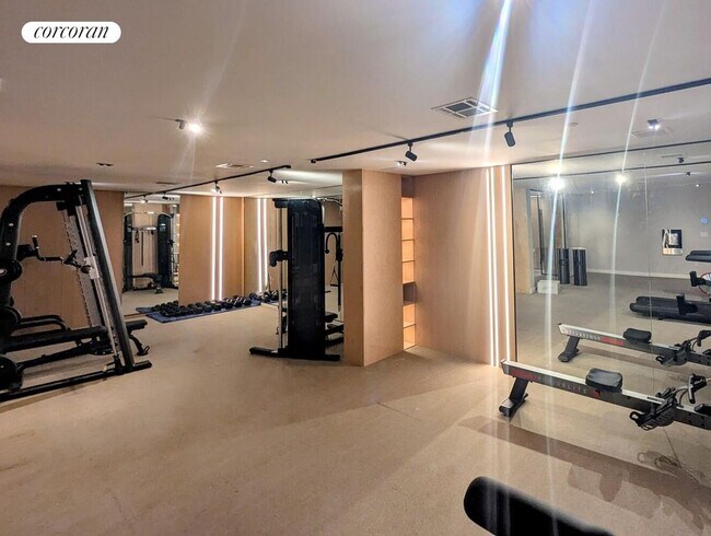 Foto del edificio - 428 E 9th St