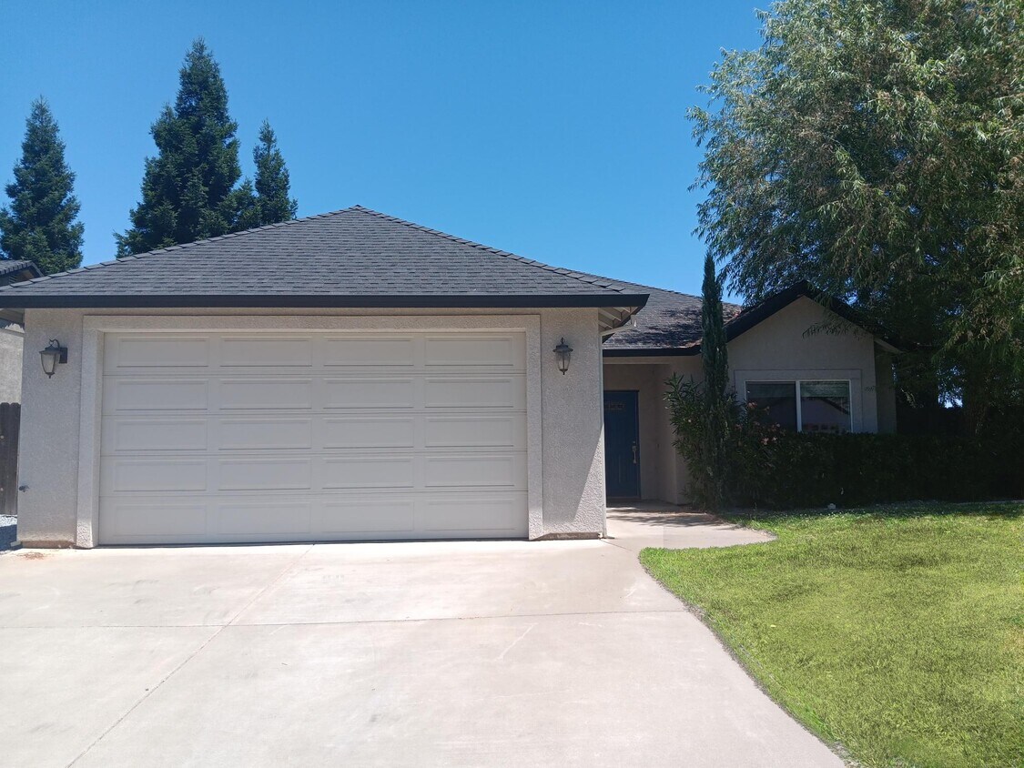 4775 Lofty Oak Dr, Redding, CA 96002 House Rental in Redding, CA