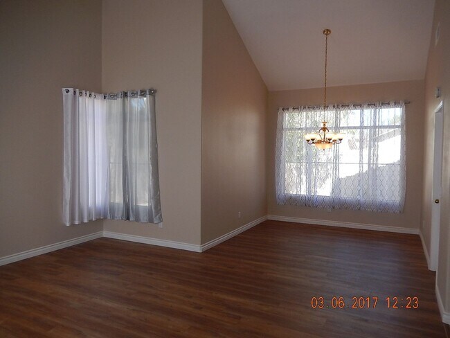 Foto del edificio - 28720 N Port Ln