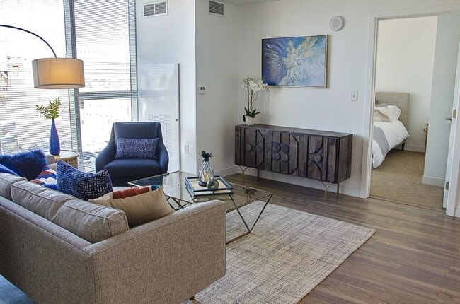 Photo - The Crane Chinatown Apartments