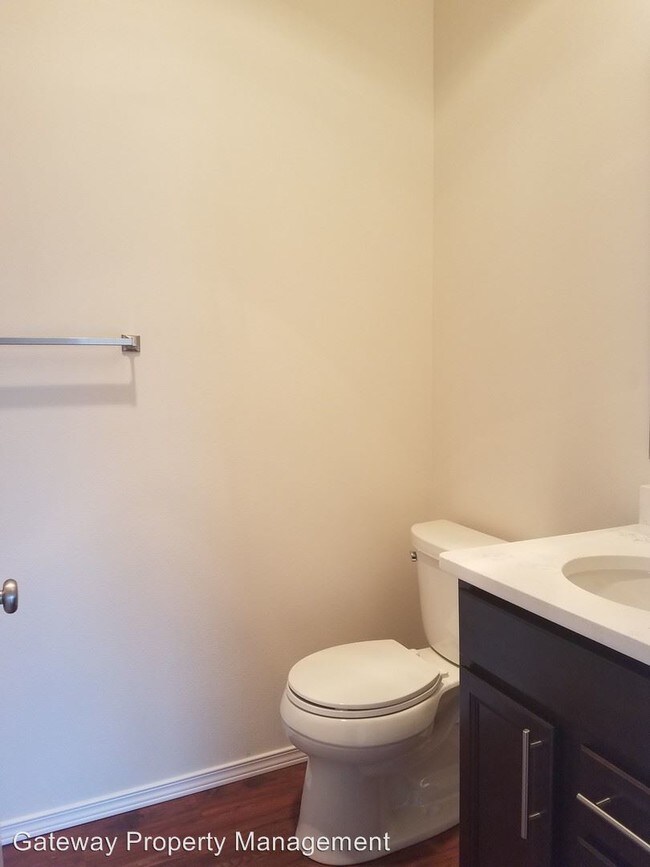 Foto del edificio - 2 br, 2 bath House - 743 WYOMING AVE