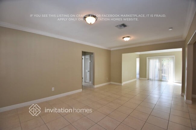Building Photo - 2150 SW 65th Ave