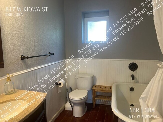 Building Photo - 817 W Kiowa St