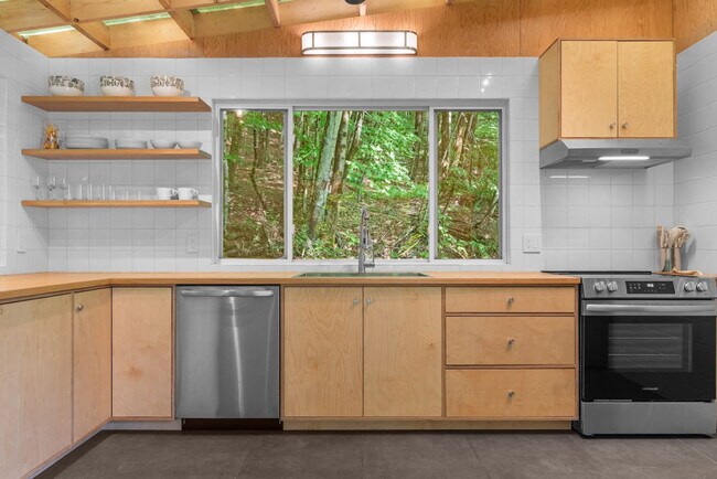 Foto del edificio - 157 Gobbler's Knob Rd