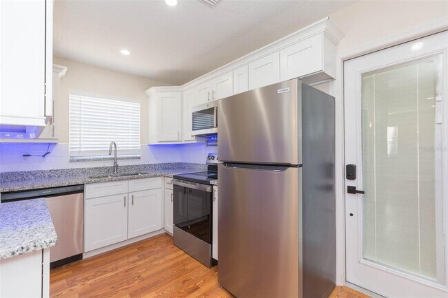 Foto del edificio - 2881 61st Ave N