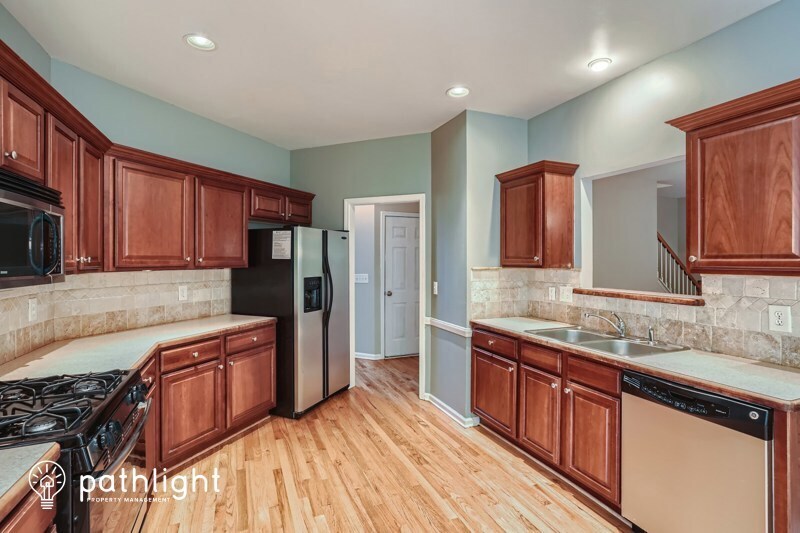 Primary Photo - 413 Victory Commons Way, Acworth, GA, 30102