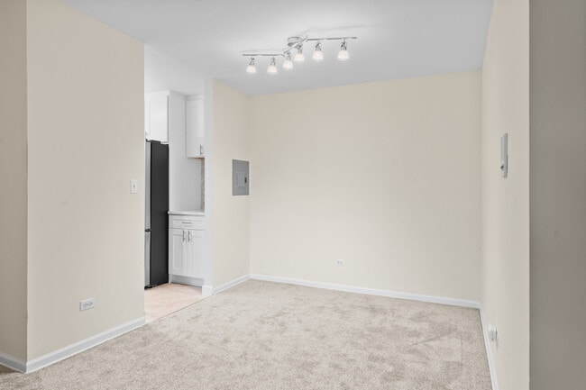 Foto del edificio - 1489 N Winslowe Dr