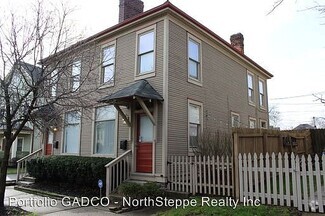 Building Photo - 141 E 4th Ave