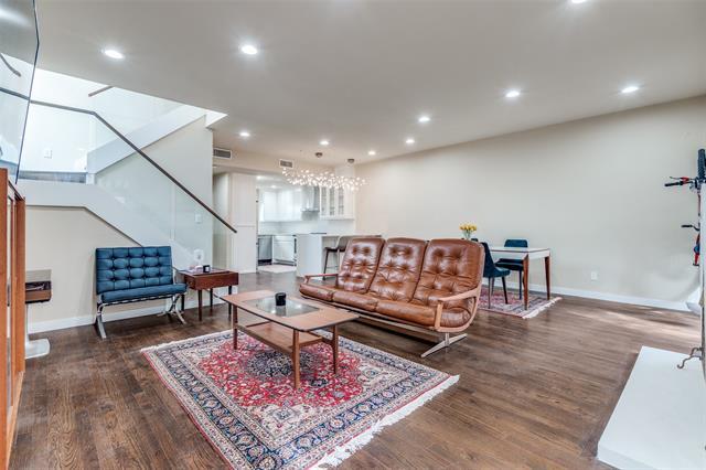 Foto del edificio - 4516 Emerson Ave