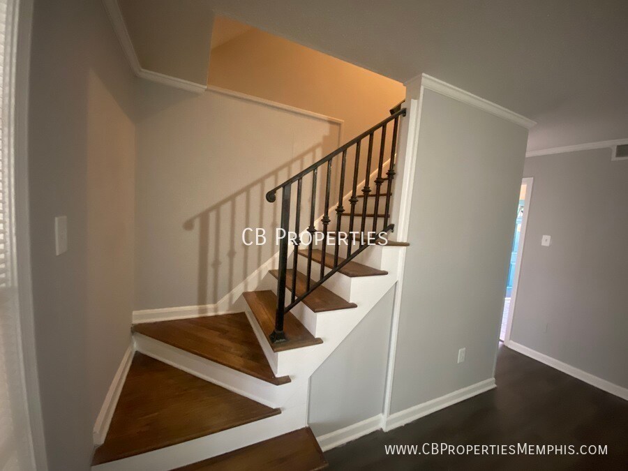 Foto del edificio - 2561 Hawkhurst St