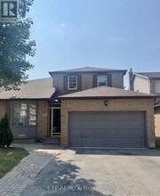 Building Photo - 44 Wright Crescent