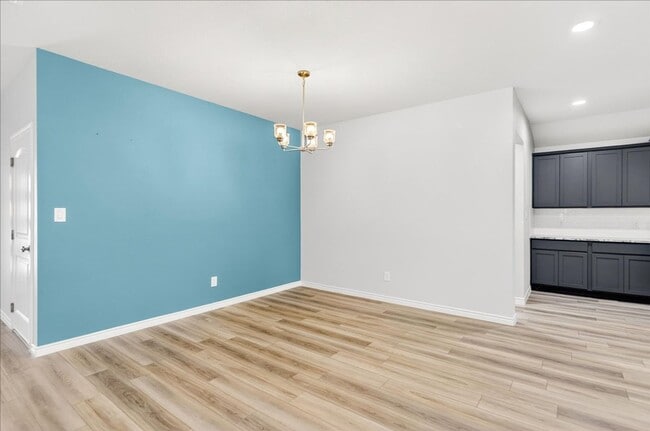 Building Photo - 7938 Rancho Vista Blvd E