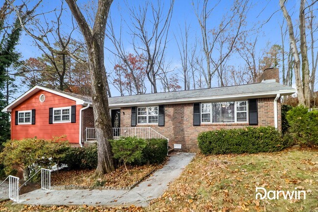 Building Photo - 687 Kelly Drive Northeast, Marietta, GA 30066