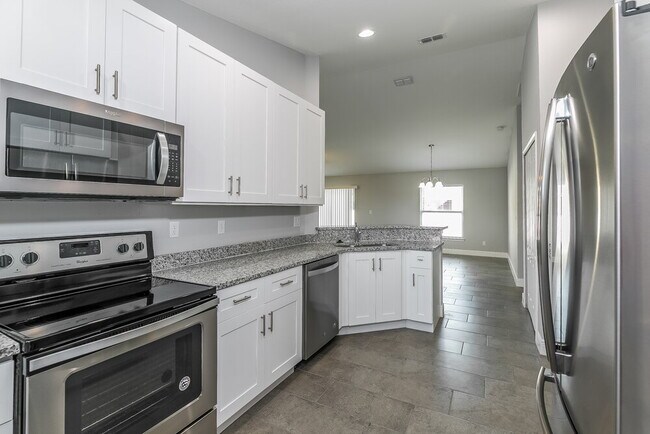 Building Photo - 105 Pompei Dr