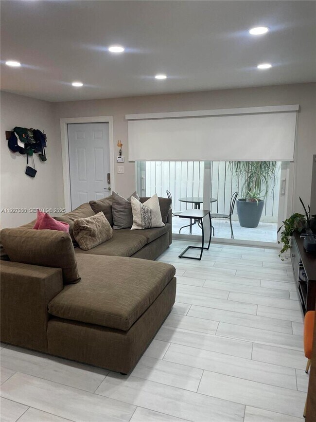 Foto del edificio - 6840 SW 45th Ln