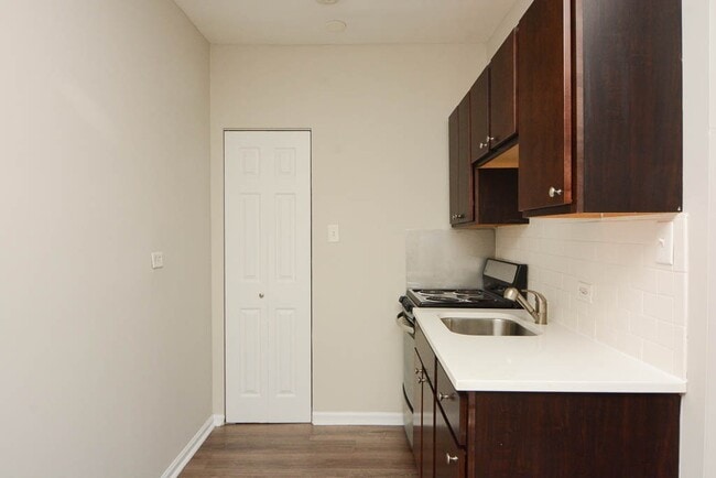 Building Photo - 1627 N Humboldt Blvd