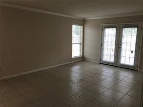 Building Photo - 16218 Champion Dr