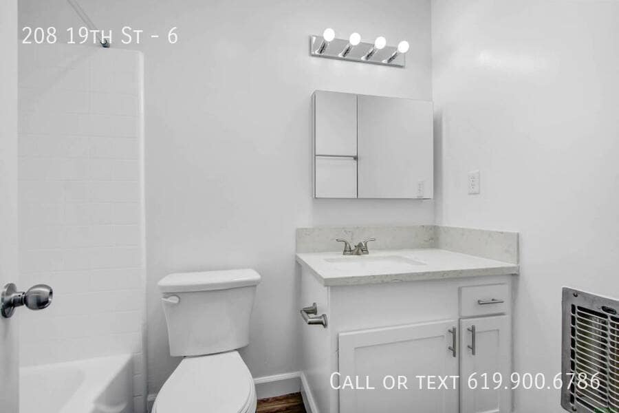 Primary Photo - 208 19th St