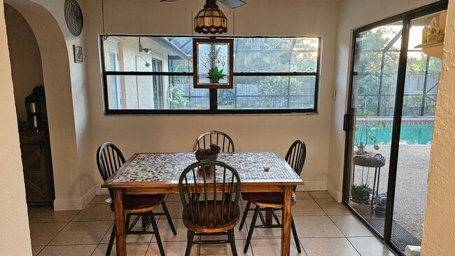 Foto del edificio - 57 SW 15th Ct