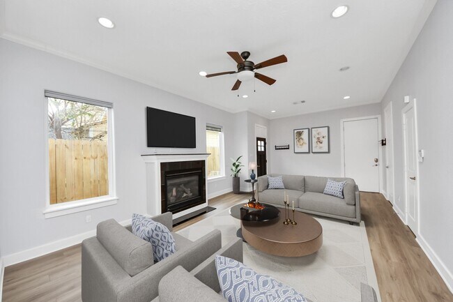 Foto del edificio - 1320 Dorothy St