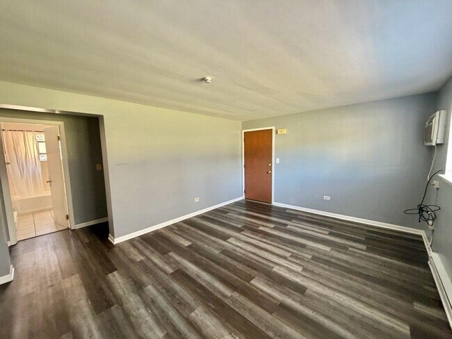 Foto del edificio - 18428 Torrence Ave