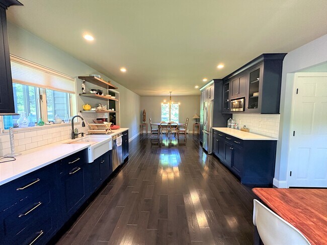 Foto del edificio - 53 Upland Meadow Rd