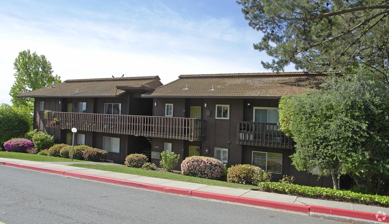 1992 Ascot Dr, Moraga, CA 94556 Apartments in Moraga, CA