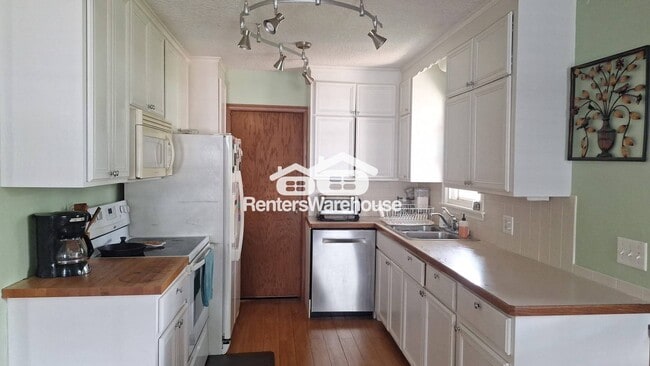 Building Photo - 2031 Magoffin Ave