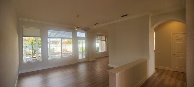 Foto del edificio - Sun City: 55&older Community - Single Story- 2 Bedroom Plus Den 2 Bath 2 Car Garage Large Fenced ...