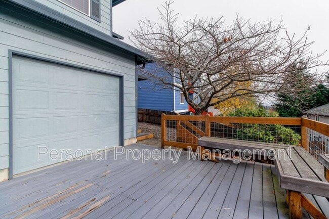 Building Photo - 1107 NW 8th Ave