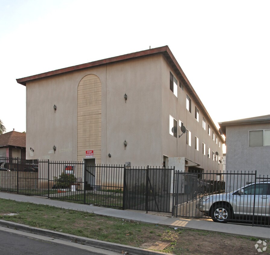 Foto del edificio - 938 White Knoll Rd