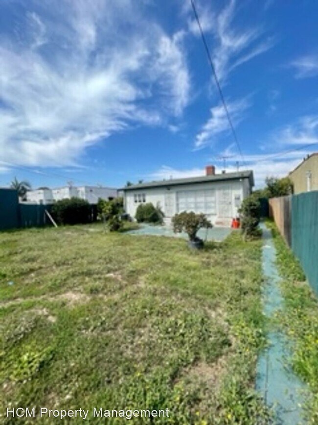 Building Photo - 2 br, 1 bath House - 2146 W. 78th Place