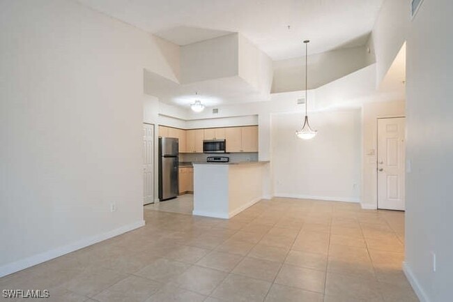 Building Photo - 1220 Reserve Way