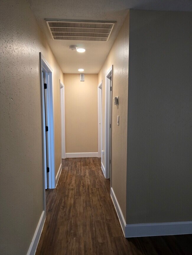 Foto del edificio - 2023 Barnsley Ln