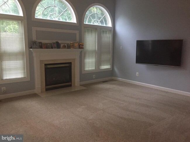 Foto del edificio - 7733 Porters Hill Ln