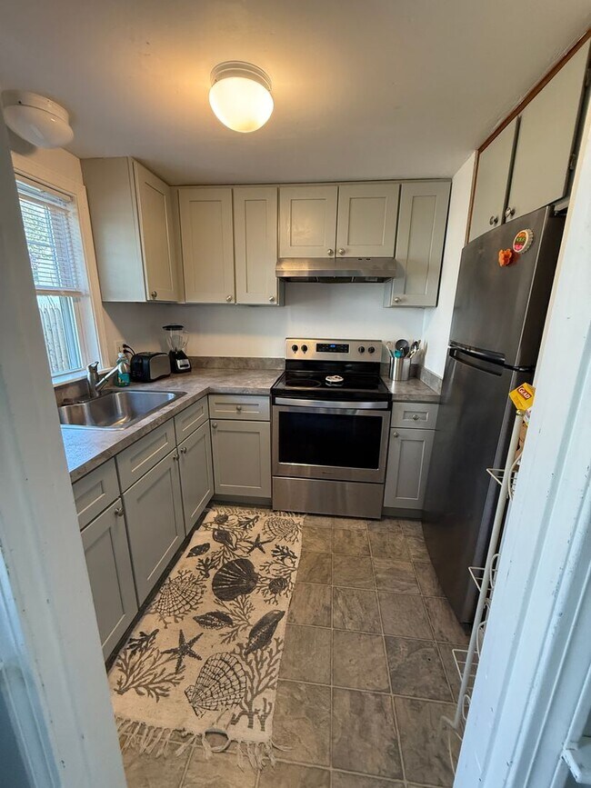 Foto del edificio - A two bedroom, 1 bath unit in a Townhouse style Duplex