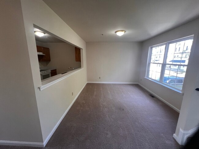 Foto del edificio - 3615 Harbor Rd