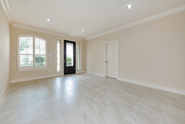 Foto del edificio - 13405 Preston Cliff Ct