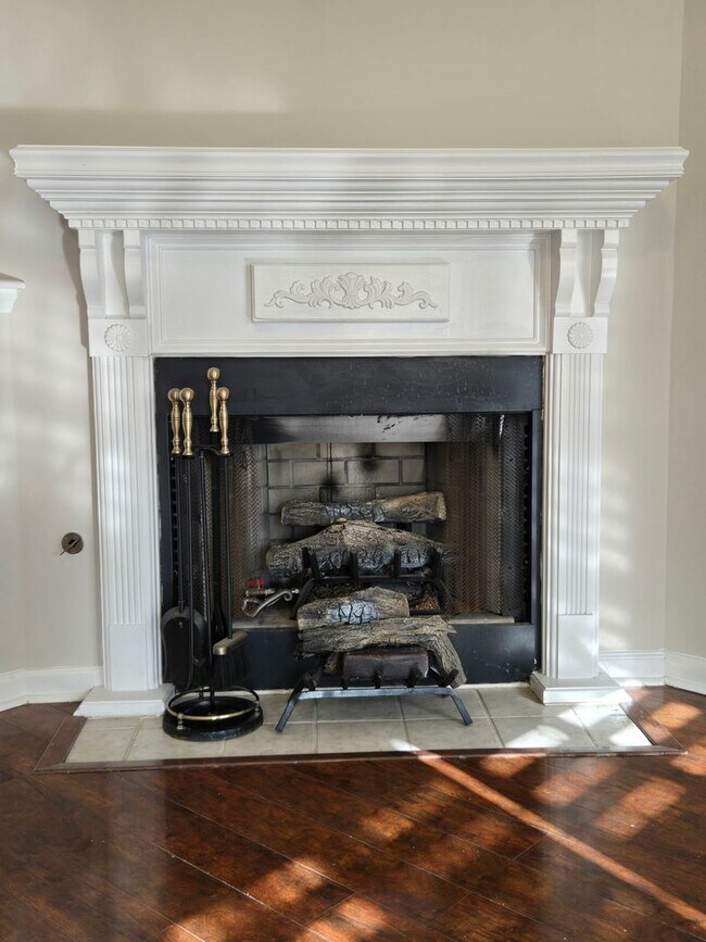 Foto del edificio - Impeccable Home in Gorgeous Neighborhood