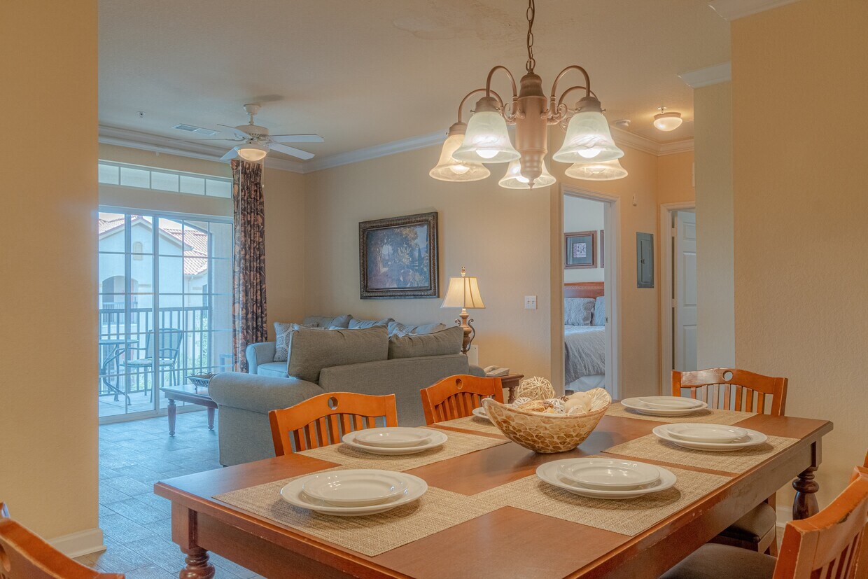 Building Photo - 1370 Tuscan Terrace
