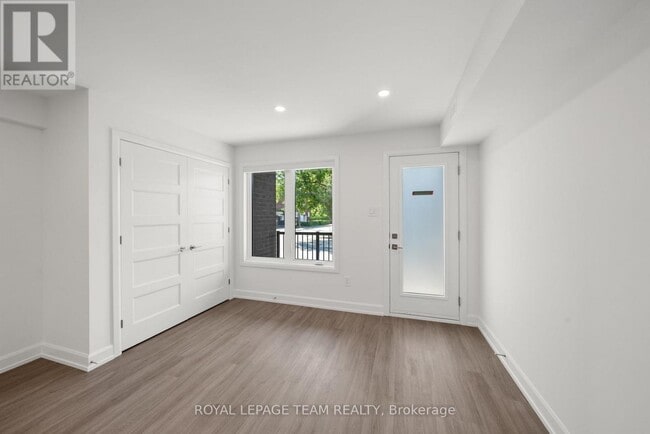 Building Photo - 1229 Shillington Ave