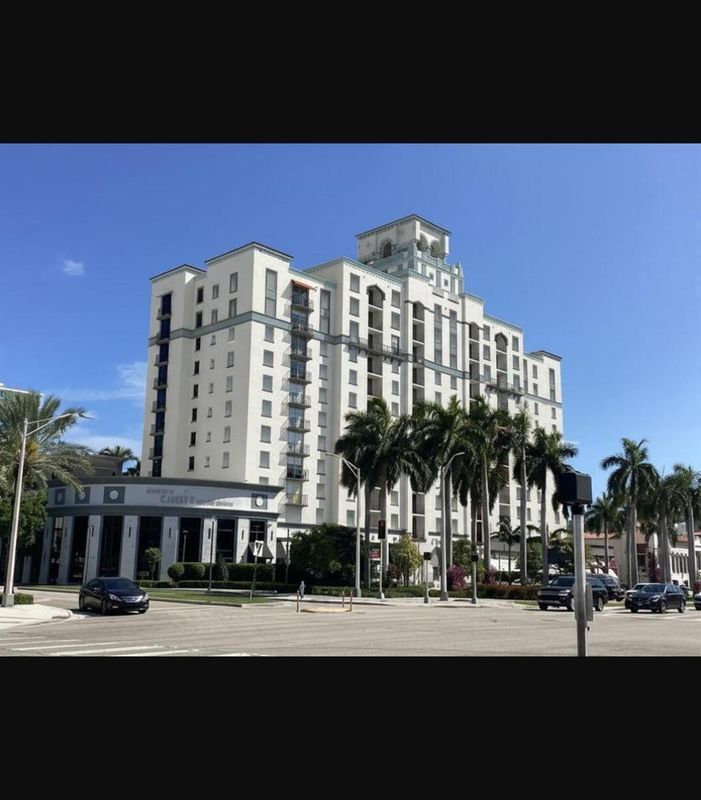 Foto del edificio - 651 Okeechobee Blvd