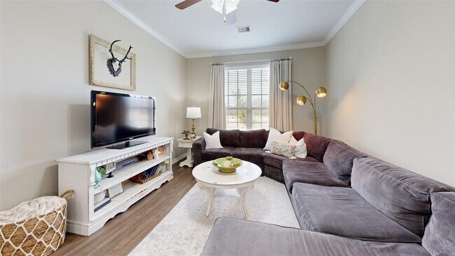 Foto del edificio - 2135 Big River St