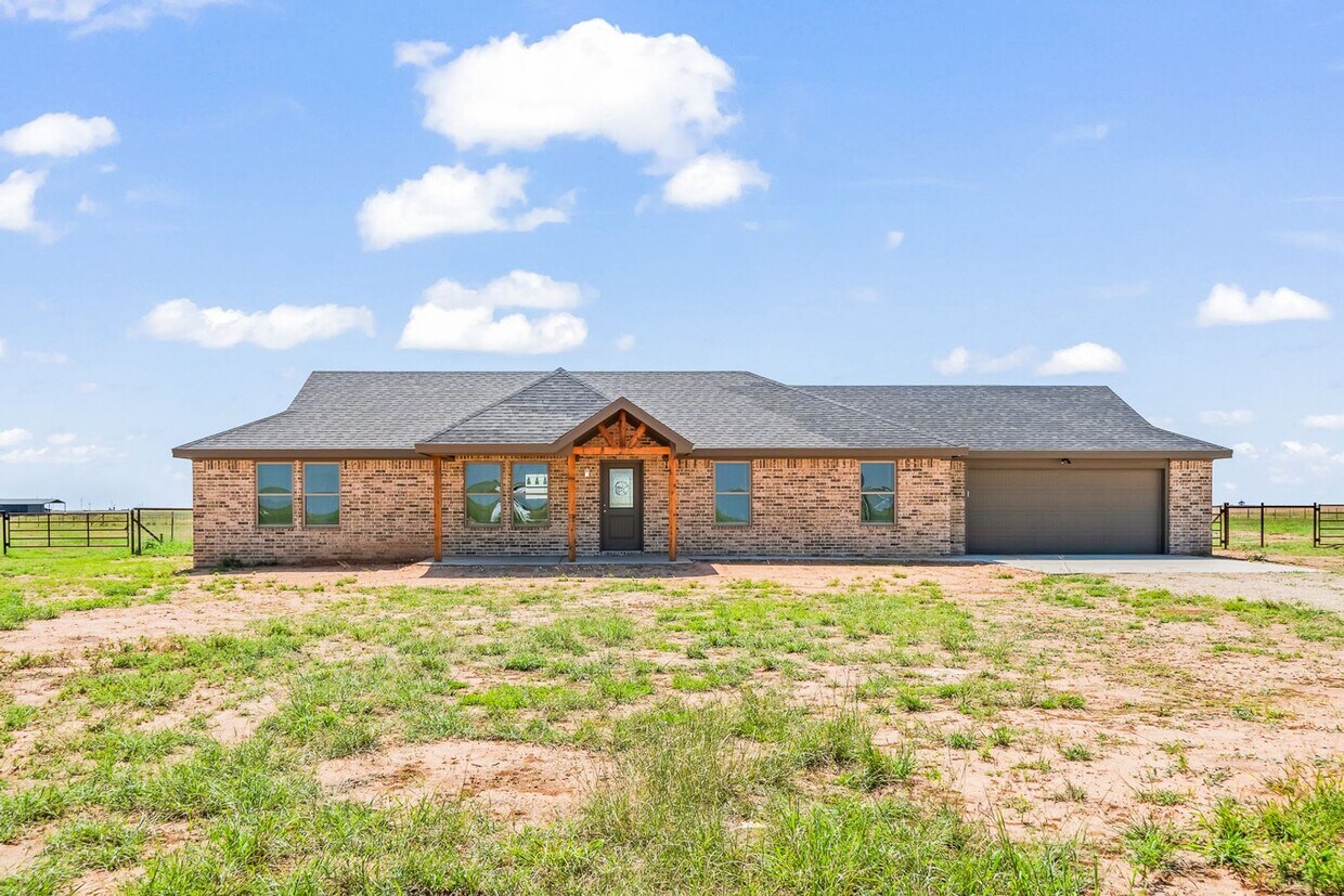Foto principal - New Construction Home In Idalou ISD!